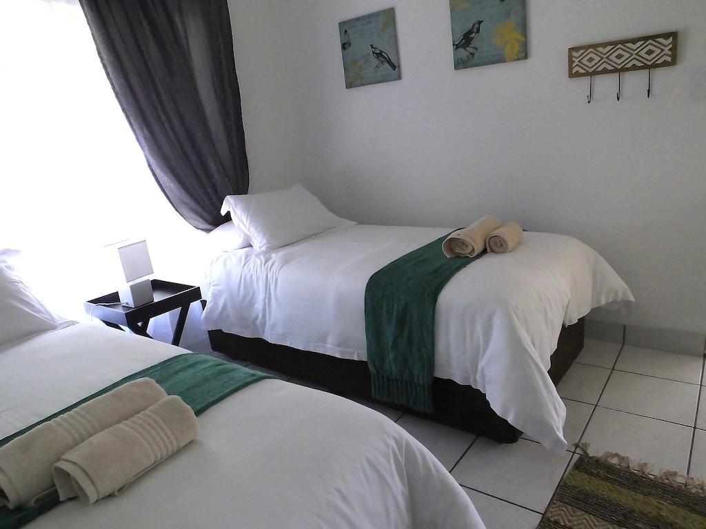 Appartamento Sunshine Self Catering Mbombela Camera foto