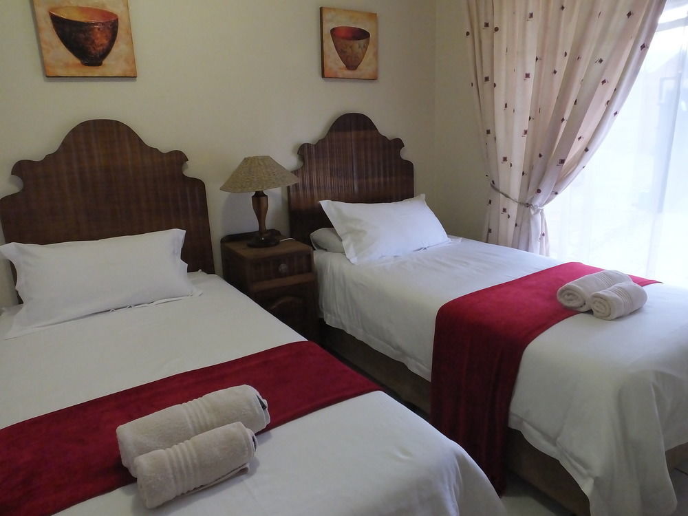 Appartamento Sunshine Self Catering Mbombela Esterno foto